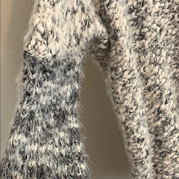 Cozy, Soft Spring Fringe Sweater - Picture 3 of 4